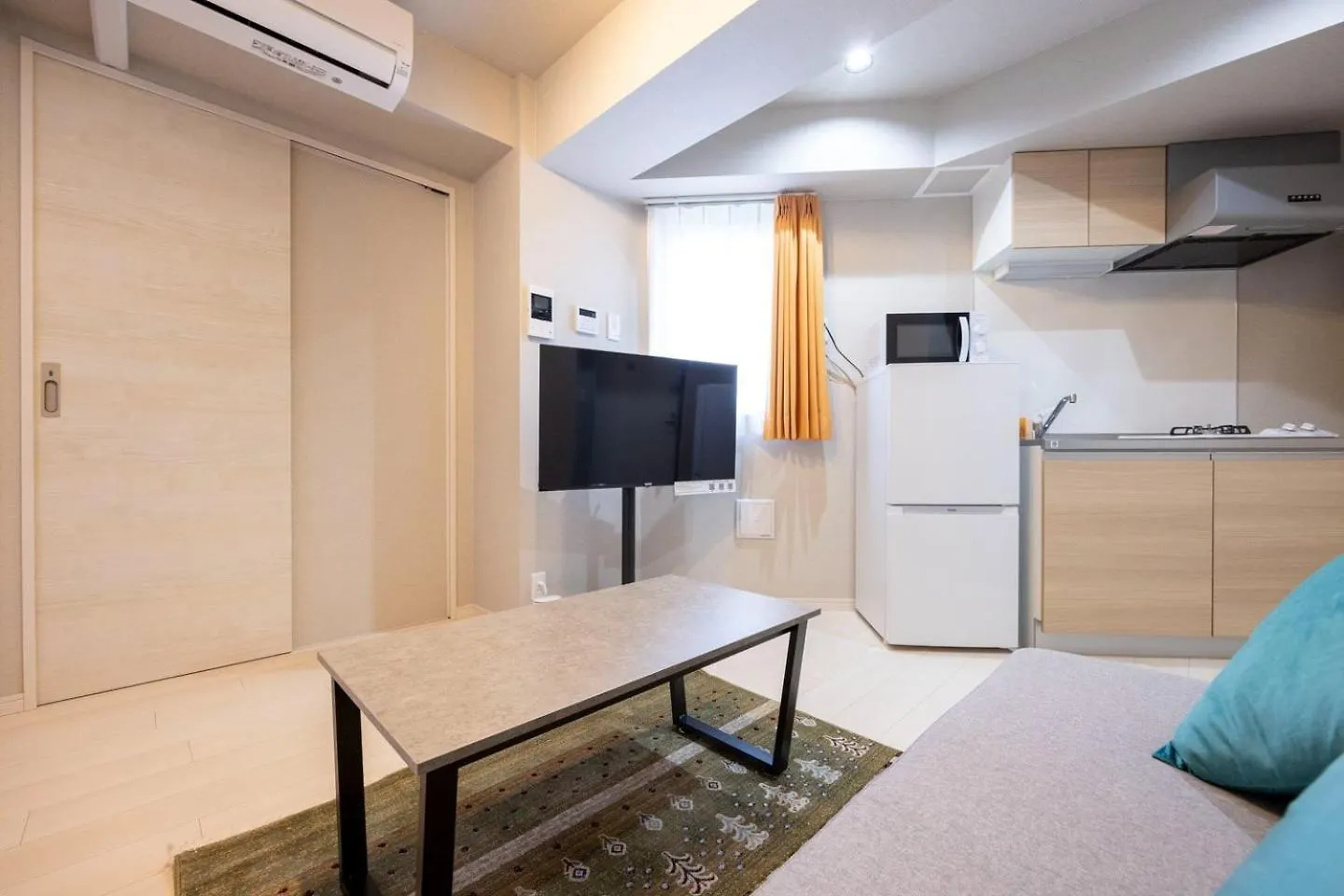 Mat Hikifune Tokyo Apartment